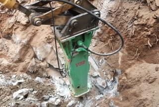 Tramac Montabert V32